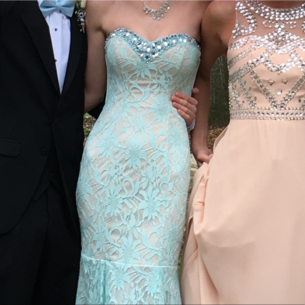 Prom dress